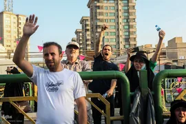 خروش غدیری مردم ایران؛ این بار برای فتح خیبر زمان