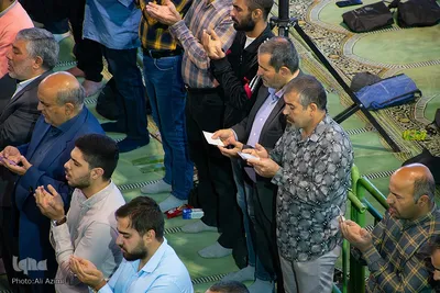 اقامه نماز عید فطر در مصلای اصفهان