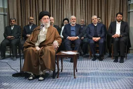 بازدید رهبر انقلاب از نمایشگاه توانمندی‌های تولید داخل