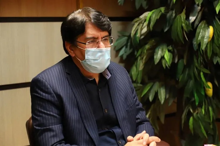 ابتلای ۱۶۰۰ نفر از کادر درمان فارس به کرونا / هدایت نذورات محرم به سمت حوزه سلامت
