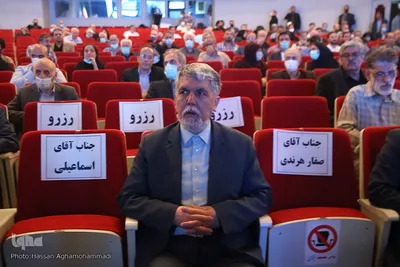 سید عباس صالحی، مدیر مسئول روزنامه اطلاعات