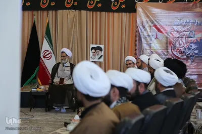 نشست مشترک روحانیون چهارمحال بختیاری با حضور نماینده ولی فقیه شهرکرد