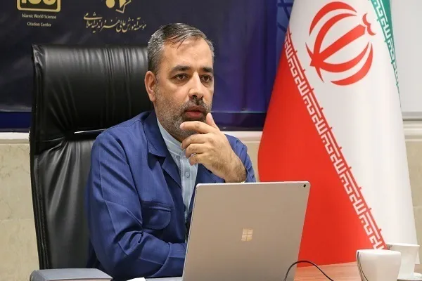 هنر دینی در دو راهی سنت و مدرنیته گرفتار شده است + صوت