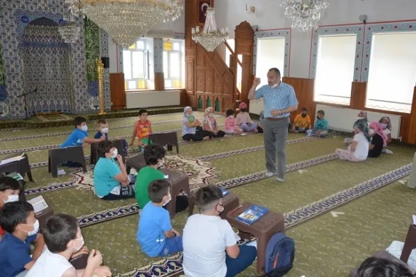 Kastamonu'da Kur'an kursuna giden çocuklar için ücretsiz 
