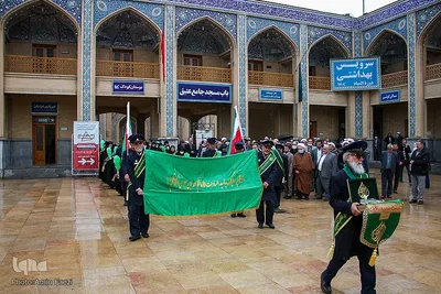 گلباران قبور شهدای حرم شاهچراغ (ع) به مناسبت آغاز دهه فجر‎‎