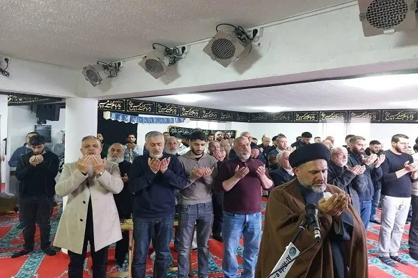 إقامة مراسم صلاة العيد في ألمانيا بمشاركة جمع من المؤمنين + صور