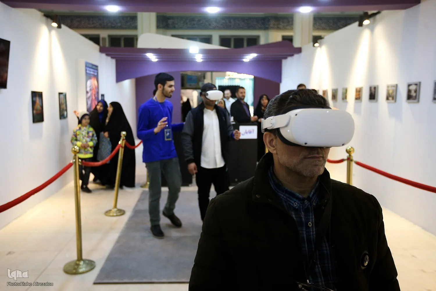 Expert Taps into Opportunities, Cautions of Embracing AI in Family Dynamics