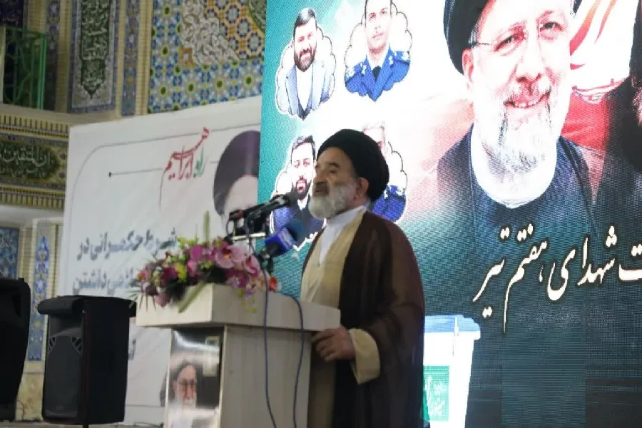 عشق به خدمت، رمز خستگی‌ناپذیری شهید جمهور بود