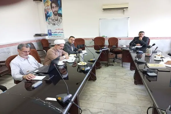 برگزاری نشست‌های کرسی‌های ترویجی، عرضه و نقد ایده علمی در دانشگاه مازندران