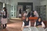 भारतीय स्कूल में हिजाब पर प्रतिबंध लगाने का विरोध
