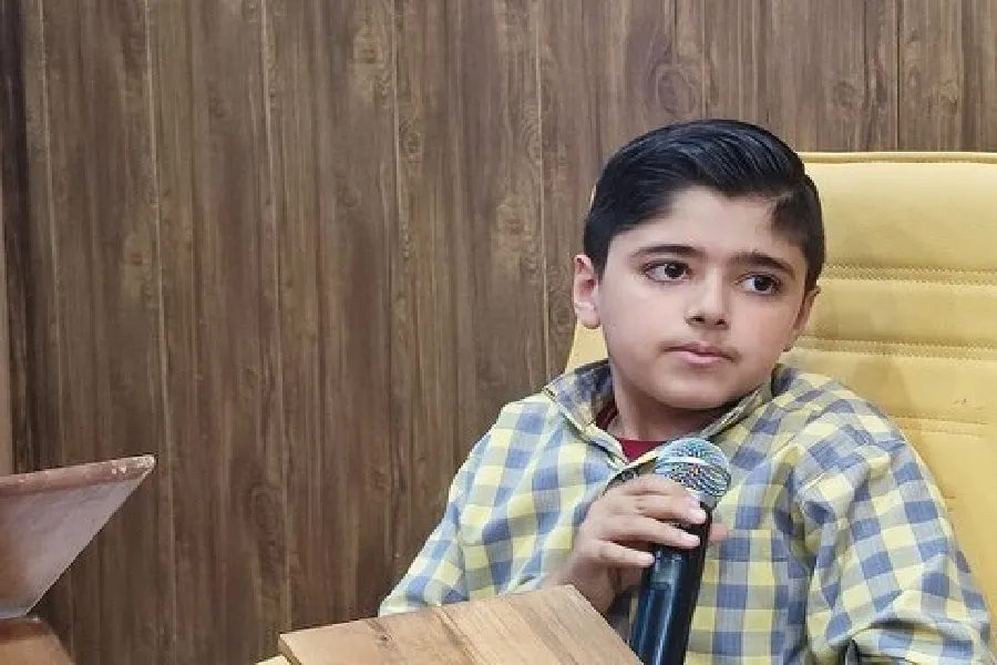 حضور نوجوان چهارمحال‌وبختیاری در مرحله کشوری جشنواره «تلاوت‌های تقلیدی»