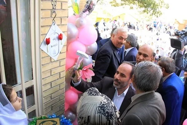 «جشن شکوفه‌ها» در مدارس کردستان برگزار شد