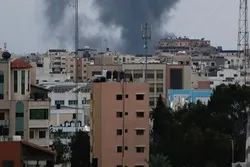 Eine gewaltige Explosion erschüttert das Zentrum von Gaza