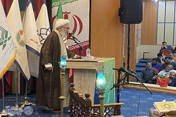 همایش تکریم از چهره‌های قرآنی در قائم‌شهر برگزار شد