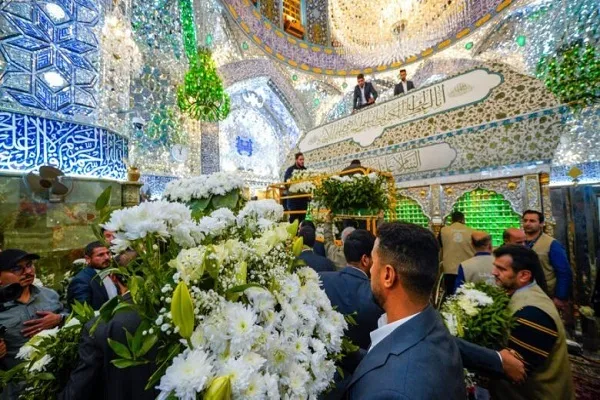 تصاویری از گل‌آرایی بارگاه علوی در آستانه 13 رجب