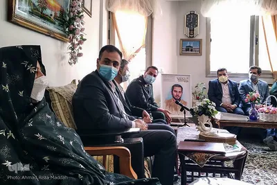 دیدار با خانواده شهید «مهدی اثنی عشری» شهید شاخص هنرمند استان فارس‎‎