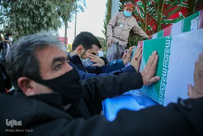 استقبال از پیكرهای مطهر ۱۵ شهید دوران دفاع مقدس - شیراز