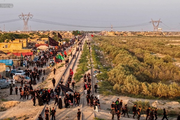 Fotos | Arba'in-Pilger auf dem Weg nach Karbala al-Muʿallā