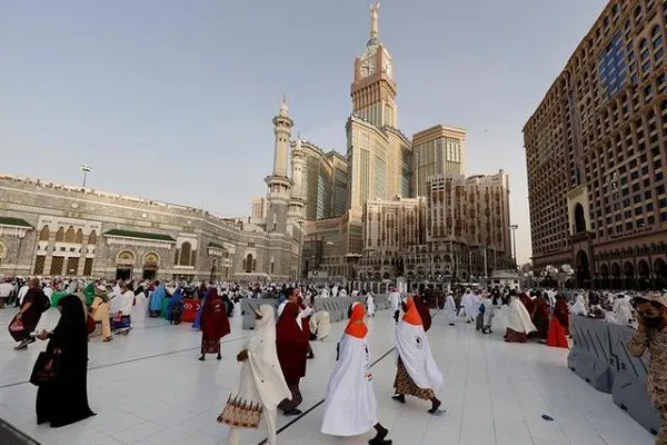 No Permit Needed for Praying at Grand Mosque as Riyadh Eases Restrictions