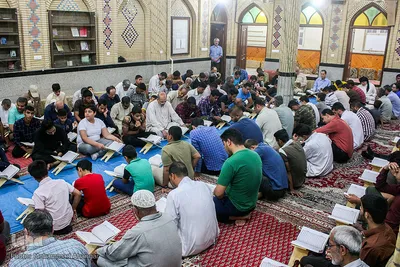 جزءخوانی قرآن در حسینیه آیت‌الله سید عدنان غُریفی خرمشهر