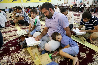  آیین جزء خواني قرآن کریم عربهای مقیم دولت آباد ری