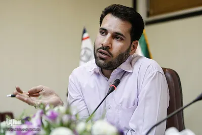 مراسم تقدیر از دانشجو معلمان قرآنی
