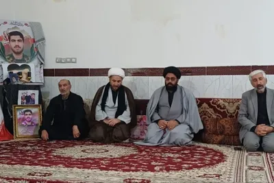 دیدار با خانواده شهیدان بازگیر در خرم‌آباد