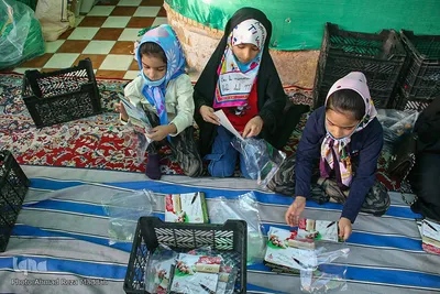 آغاز بسته‌بندی لباس همایش عظیم شیرخوارگان حسینی در استان فارس‎‎‎‎