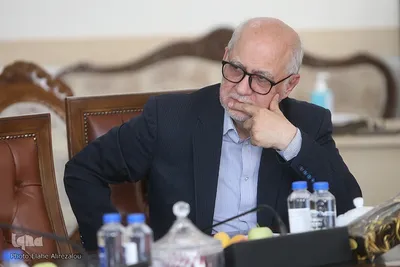 نشست فراکسیون قرآن مجلس با جمعی از پیشکسوتان و فعالان قرآنی