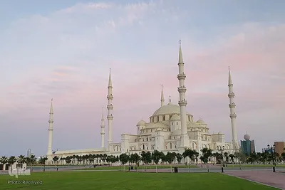 مسجد شیخ زاید فجیره در امارات متحده عربی