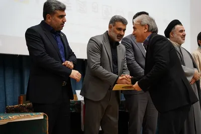 گزارش تصویری فینال و اختتامیه چهاردهمین دوره مسابقات ملی مناظره دانشجویی در دانشگاه علوم پزشکی بابل