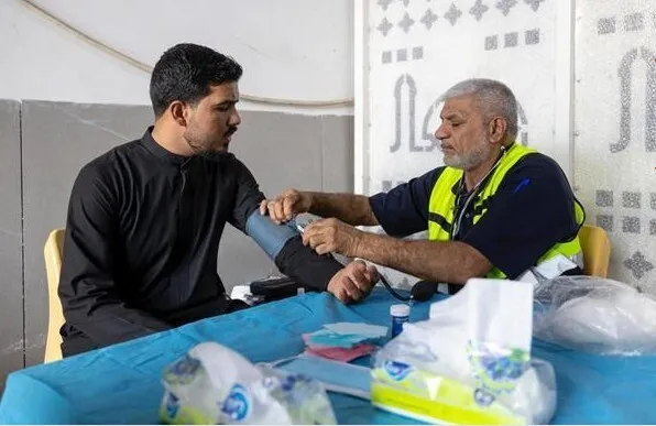 مشارکت ۵۰ خادم افتخاری در طرح پزشکی سامرا +عکس