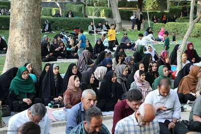 مراسم معنوی دعای عرفه در ملایر