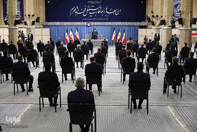دیدار فرماندهان و کارکنان نیروی هوایی ارتش با رهبر انقلاب