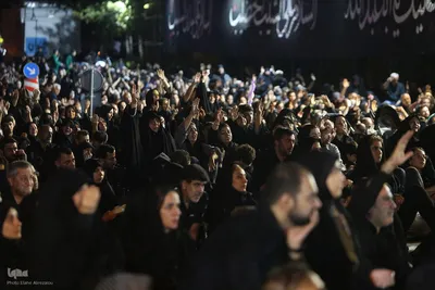 شام غریبان حسینی در محله باغ فیض