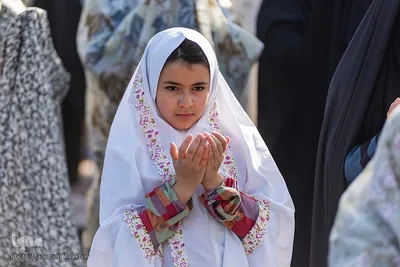 نماز عید فطر در امامزادگان محمد (َع) و سکینه خاتون (س) کرج‎‎