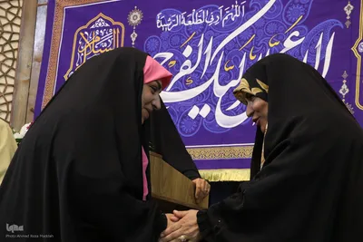 اجتماع بانوان «میثاق انقلابی» در حرم شاهچراغ (ع)
