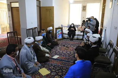 دیدار نماینده ولی فقیه در خراسان‌جنوبی با خانواده شهدای روحانی