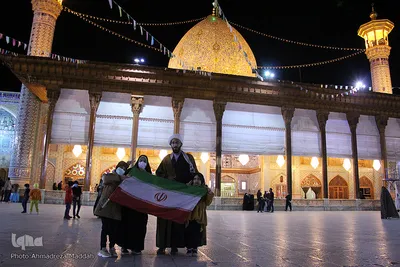 نورافشانی آسمان حرم شاهچراغ(ع)