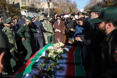 تشییع پیکر مطهر پنج شهید گمنام در تبریز‎