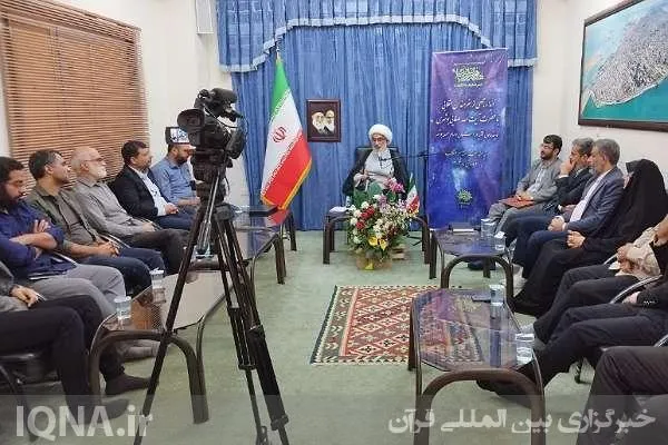 شکرگزاری و خدمت صادقانه بخشی از ارکان عاقبت‌اندیشی نیک است