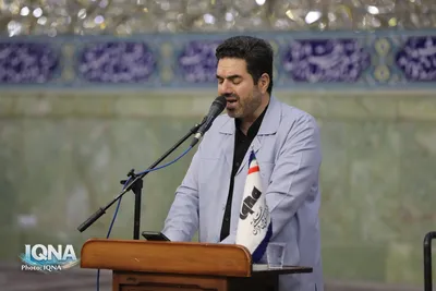 غبارروبی مضجع شریف کریمه اهل بیت توسط جامعه قرآنی کشور
