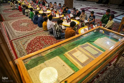 کلاس آموزش تخصصی قرائت قرآن کریم در حرم مطهر شاهچراغ(ع)