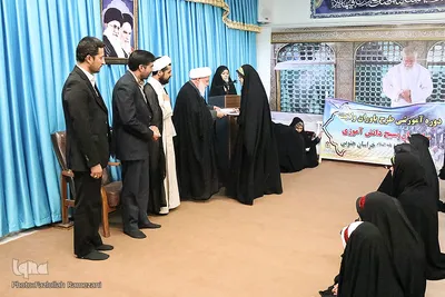 دیدار دانش آموزان با نماینده معزز ولي فقيه در خراسان جنوبی
