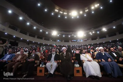 گردهمایی برنامه تلویزیونی محفل در مرکز همایش‌های بین المللی برج میلاد تهران