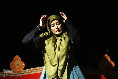 نمایش عاشورایی "پشت دیوار عمارت"