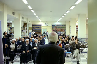 مراسم رونمایی از کتاب «عشق بازی»