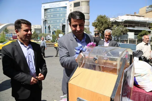 برپایی پایگاه‌های جشن عاطفه‌ها در میادین اصلی شهرهای کردستان