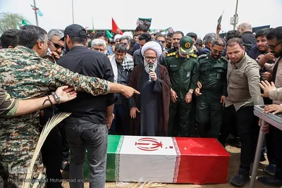 تشییع دریابان پاسدار شهید علیرضا تنگسیری در آبادان