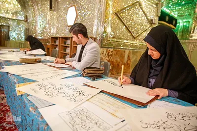 مشق شب قدر در حرم شاهچراغ(ع)